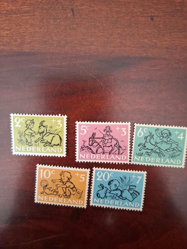 Nederlandse kinderpostzegels - Jaren '50 set, Postzegels en Munten, Postzegels | Nederland, Ophalen of Verzenden, Na 1940, Gestempeld