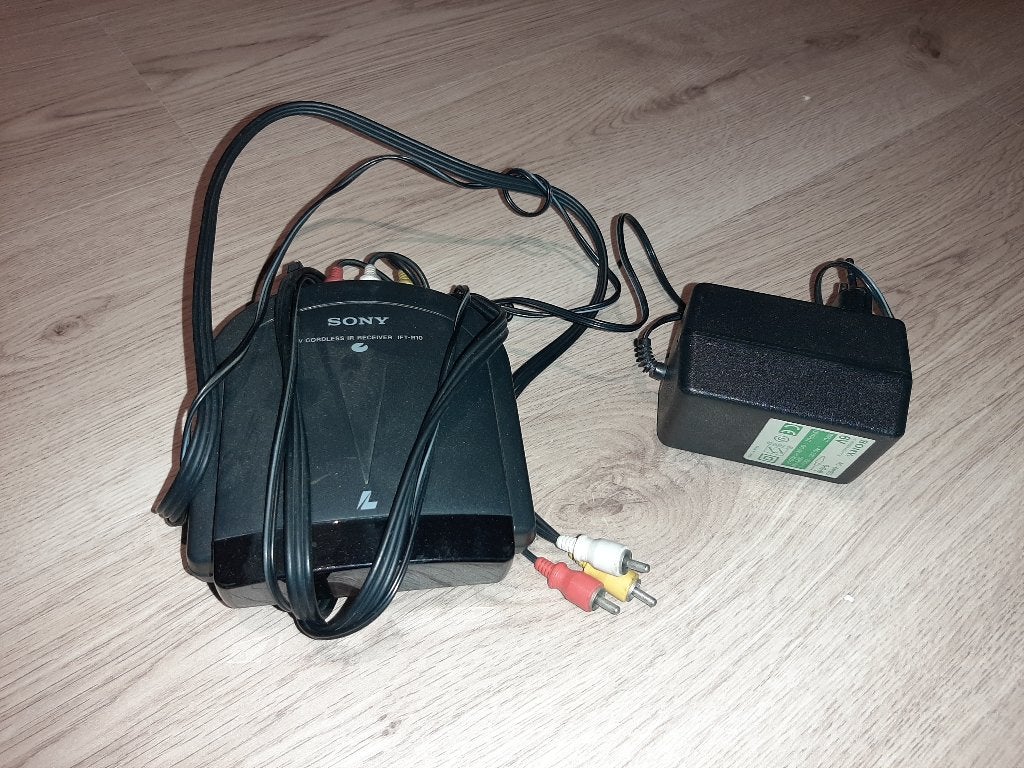 Sony AV cordless IR Receiver met adapter, Ophalen of Verzenden, Gebruikt, Sony