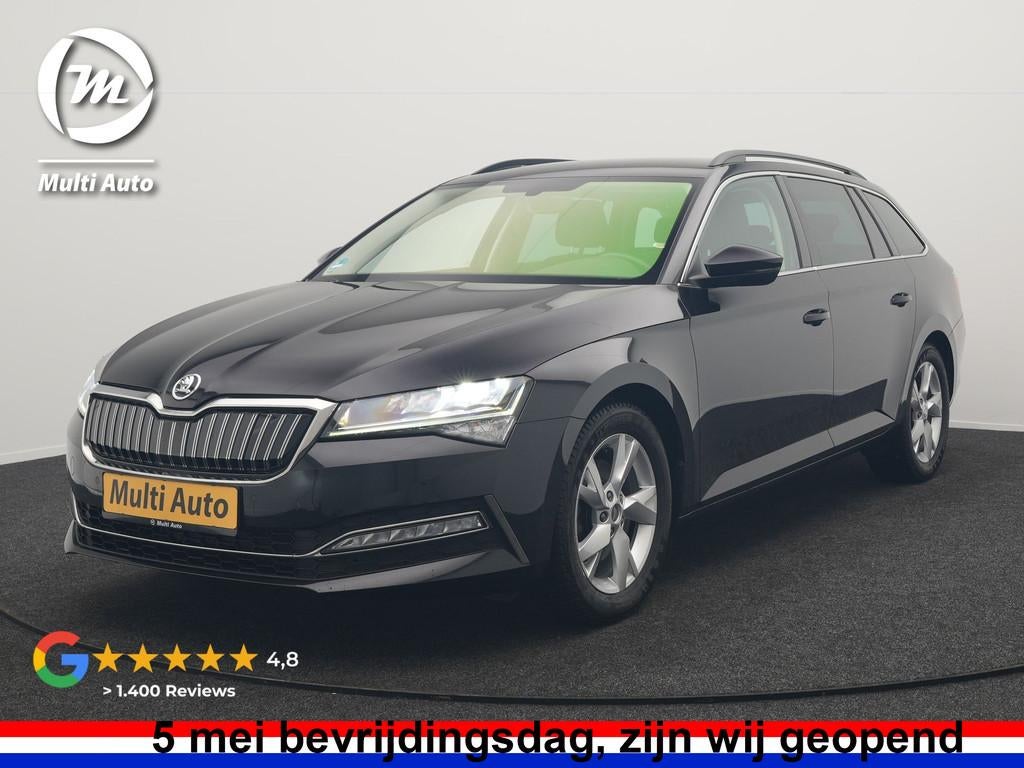 Skoda Superb Combi 1.4 TSI iV Business Edition PHEV 218pk De, Auto's, Stof, Gebruikt, 4 cilinders, Zwart
