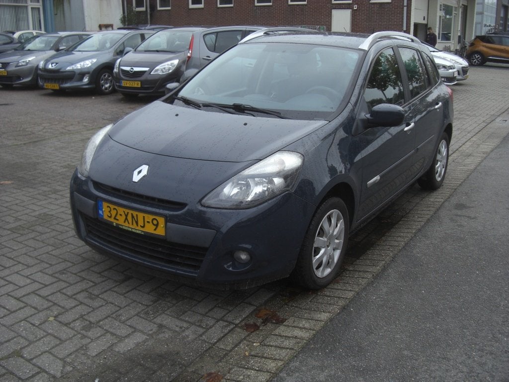 Renault Clio Estate 1.2-16V Authentique, Gebruikt, 4 cilinders, Blauw, 49 €/maand