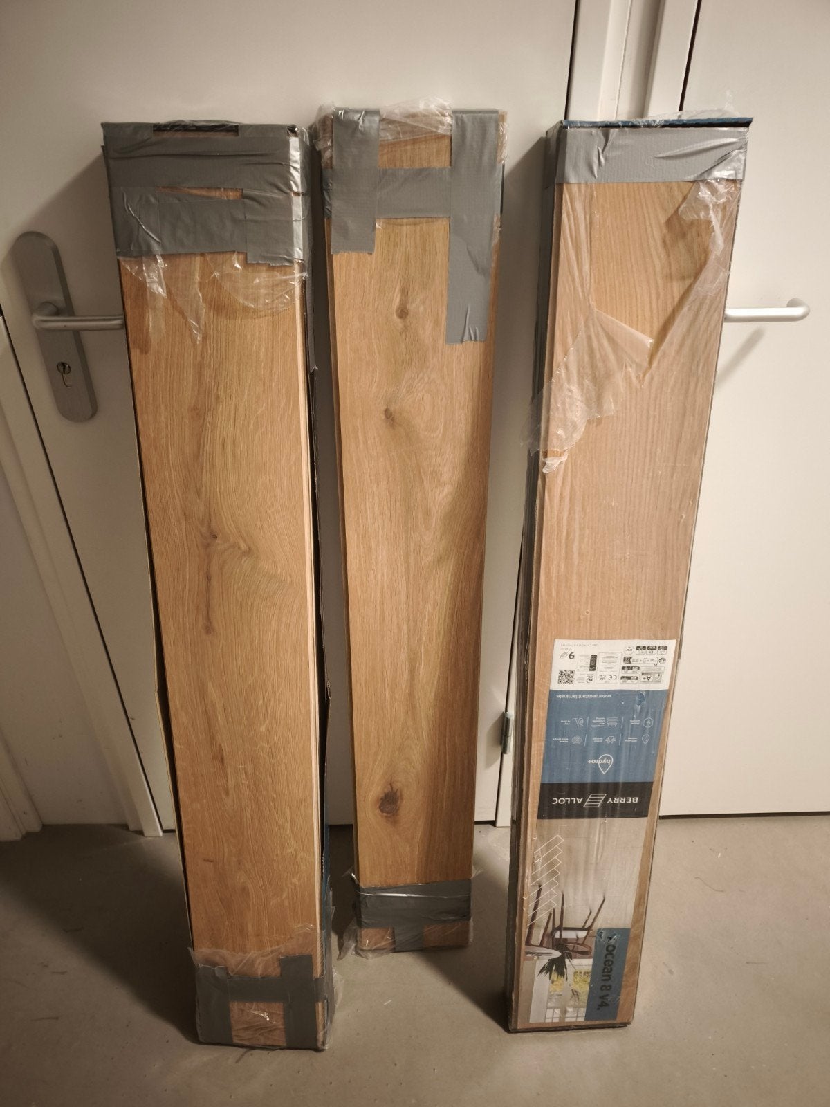 Berry Alloc Vloerpanelen - Waterreistant Laminaat, Doe-het-zelf en Verbouw, Vloerdelen en Plavuizen, Nieuw, Laminaat, Hout, 50 tot 150 cm