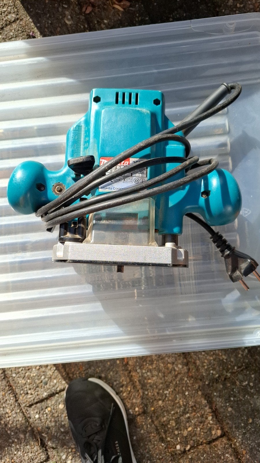 Makita 3620 Bovenfrees - Gebruikt maar in goede staat, Ophalen, Gebruikt, Elektrisch, Makita