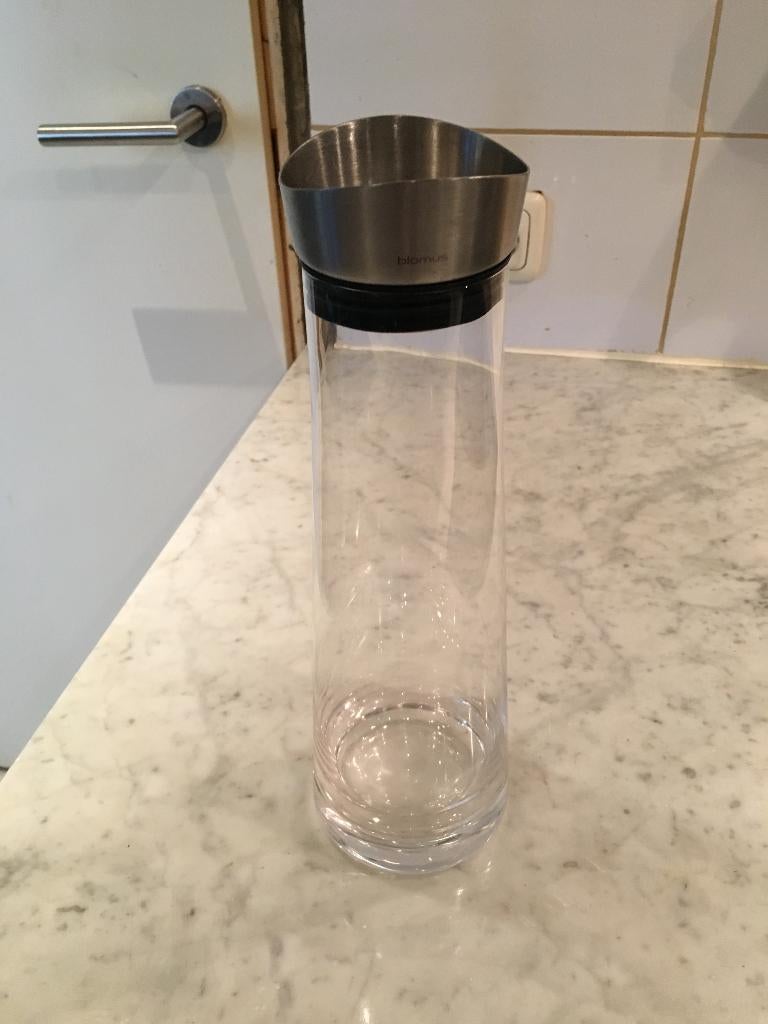Blomus Waterkaraf Glas RVS 1L ZGAN!!!, Ophalen, Zo goed als nieuw, Meerkleurig, Glas