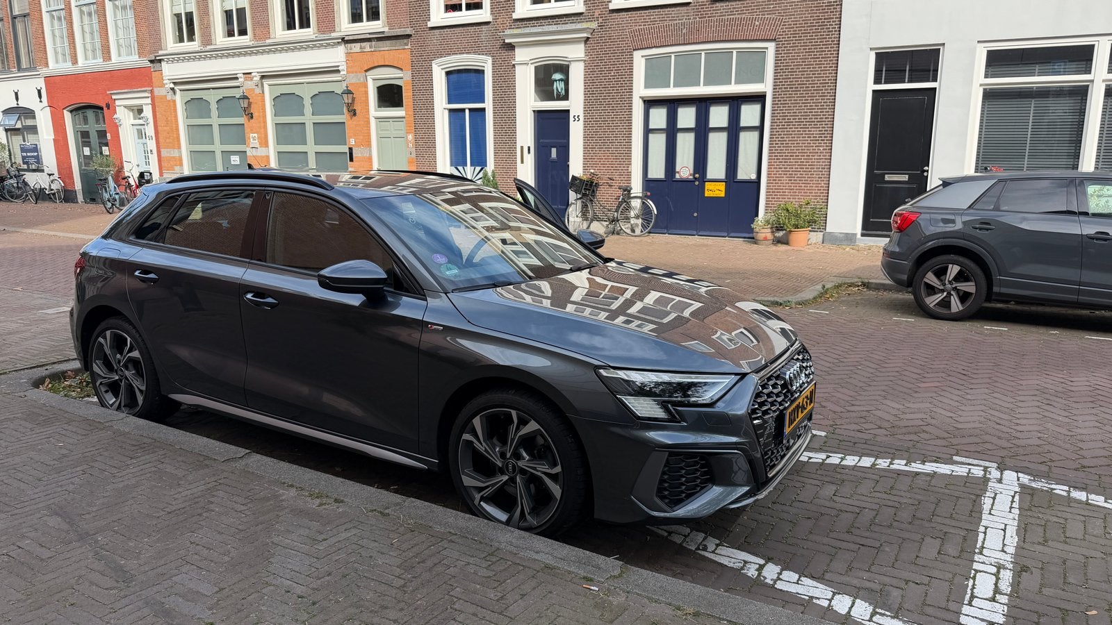 Foto 3 van Audi A3 40TFSIe,3x S-line,ACC,B&O,Matrix,Sfeerv.