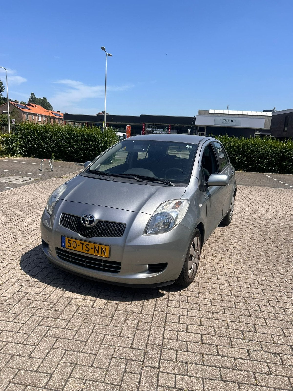 Toyota Yaris 1.3 16V Vvt-i 5DR SOL MMT 2007 automaat Grijs, 40 €/maand, 750 kg, 4 cilinders, Origineel Nederlands