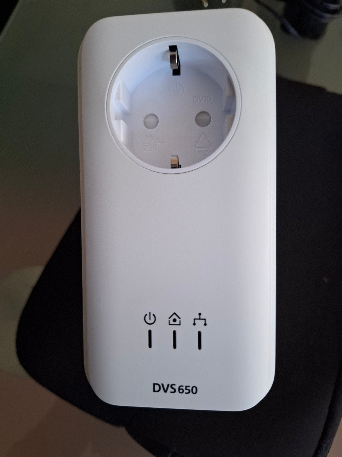 3x Devolo DVS 650 Powerline Adapters - Zo goed als nieuw, Computers en Software, Powerlines, Ophalen of Verzenden, Zo goed als nieuw