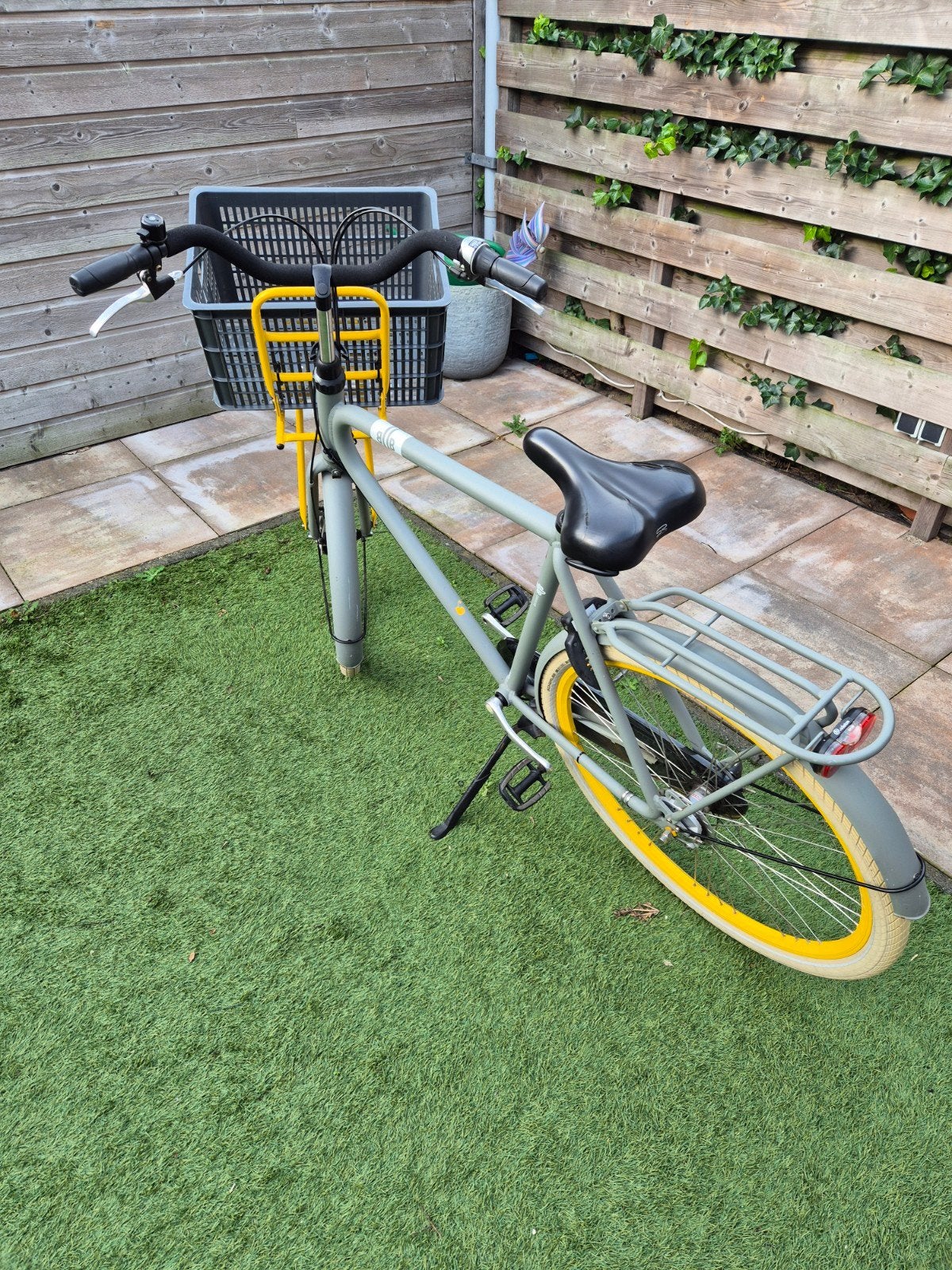 Batavus herenfiets met 3 versnellingen en krat, Fietsen en Brommers, Fietsen | Heren | Herenfietsen, Ophalen of Verzenden