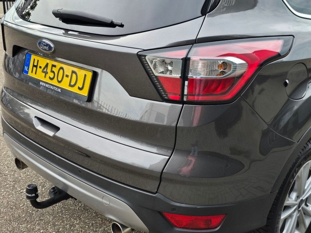 Foto 8 van Ford Kuga 1.5 EcoBoost Titanium D-Riem vervangen mooie auto