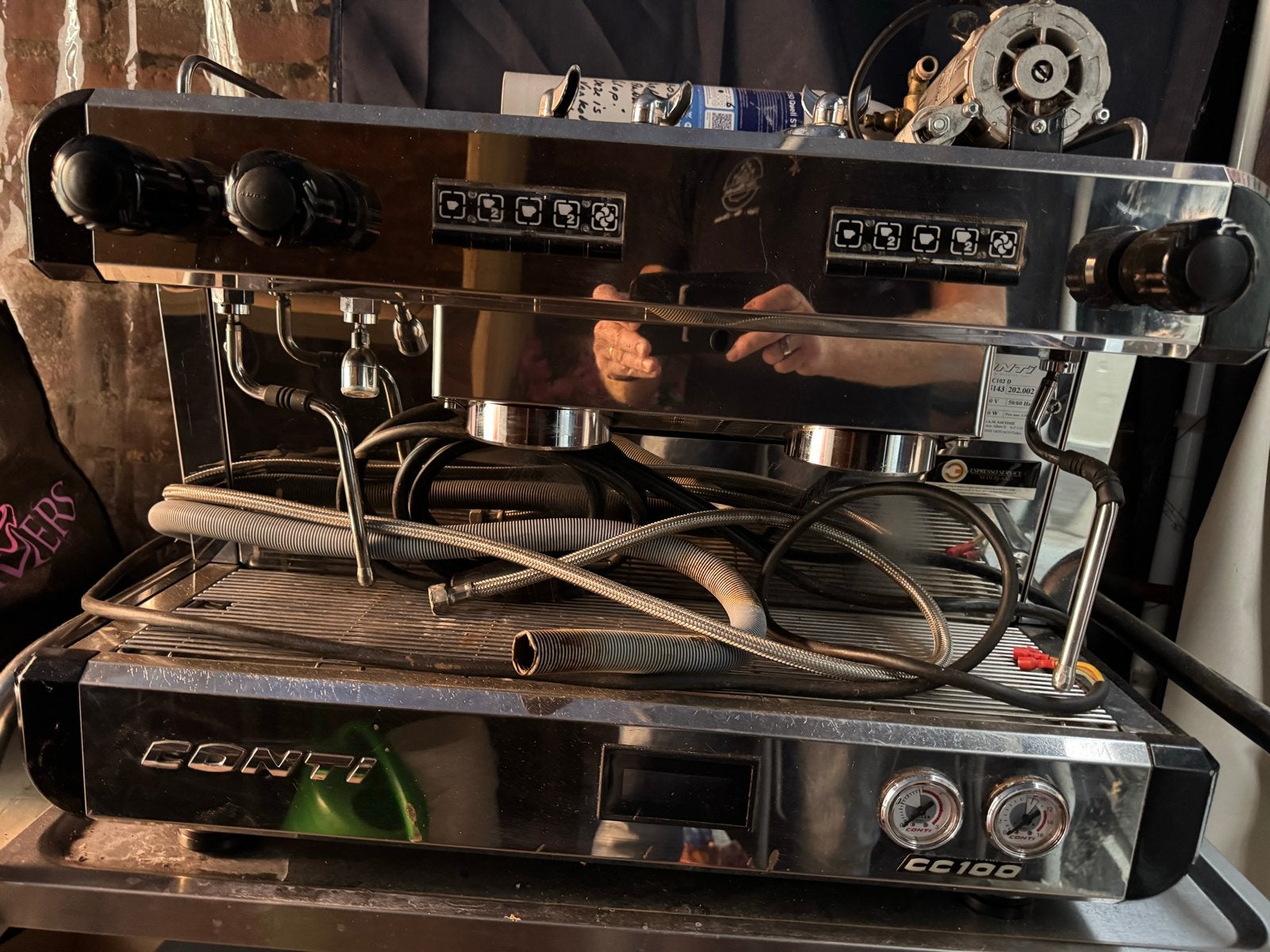 Conti CC100 Espressoapparaat met  pomp en waterontharder, Witgoed en Apparatuur, Koffiezetapparaten, Stoompijpje, Gebruikt, Espresso apparaat