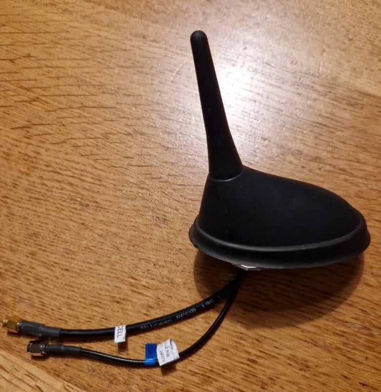 Auto dak antenne met GPS en mobiele netwerken., Ophalen of Verzenden, Gebruikt