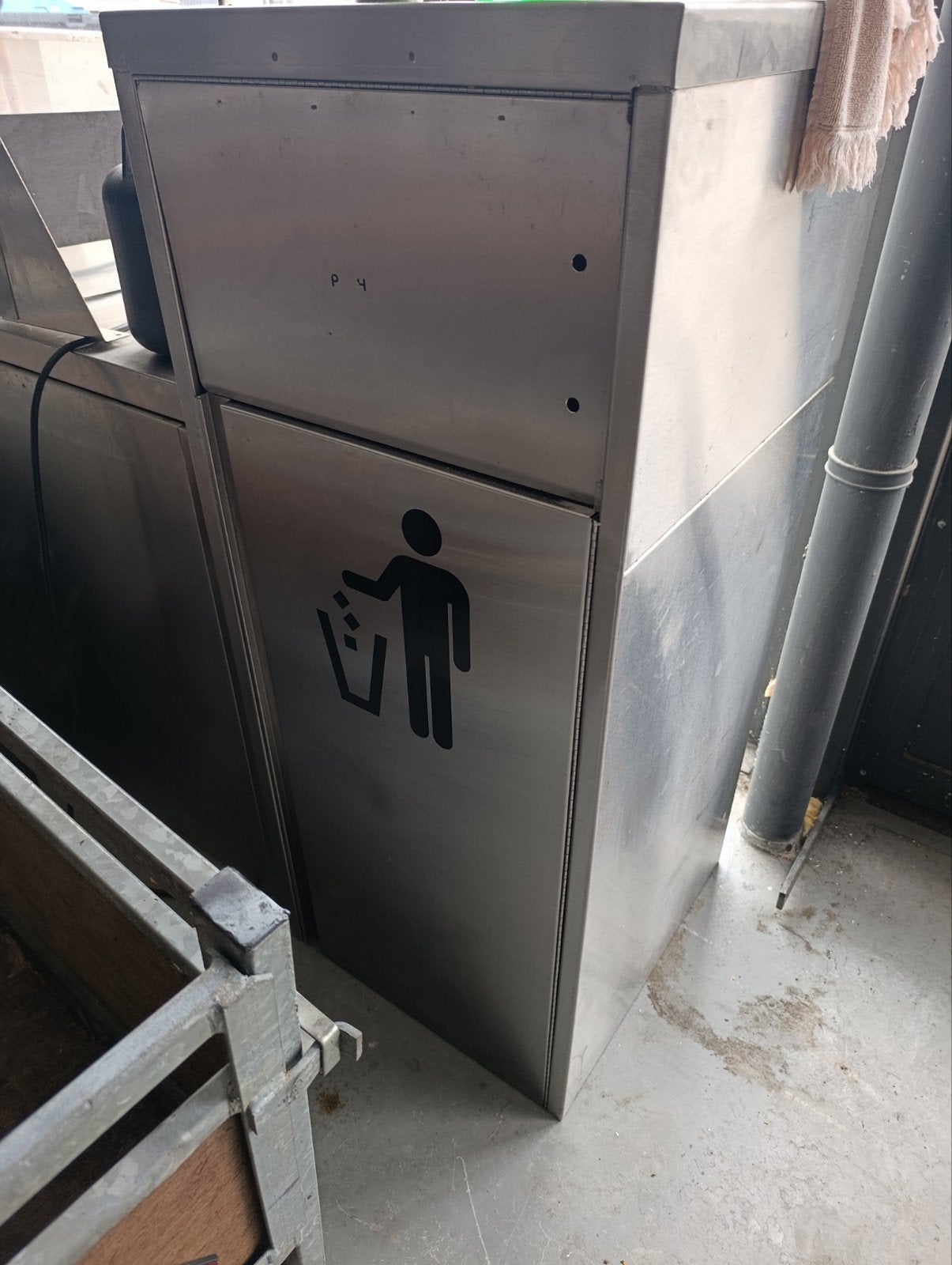 RVS Prullenbak  Inwerpopening - Ideaal voor Kantoor/Horeca, Ophalen, Gebruikt, 40 liter of meer, Rvs