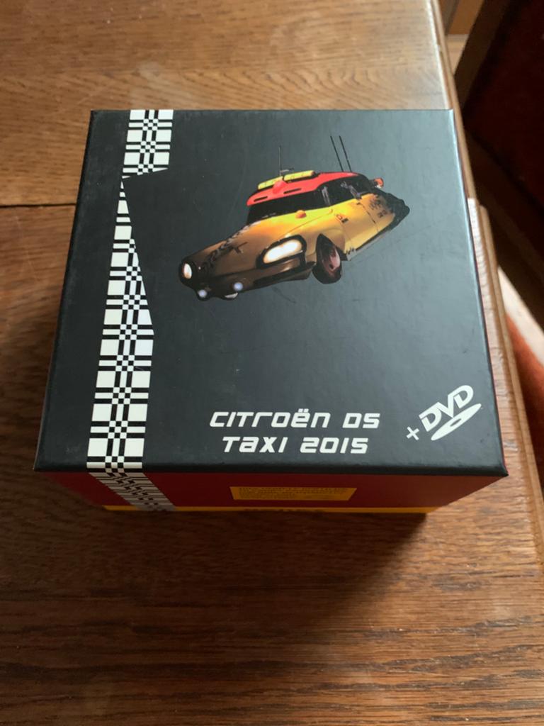 Norev Citroën DS Taxi 2015 Limited Edition + DVD, Overige merken, Auto, 1:32 tot 1:50, Ophalen of Verzenden