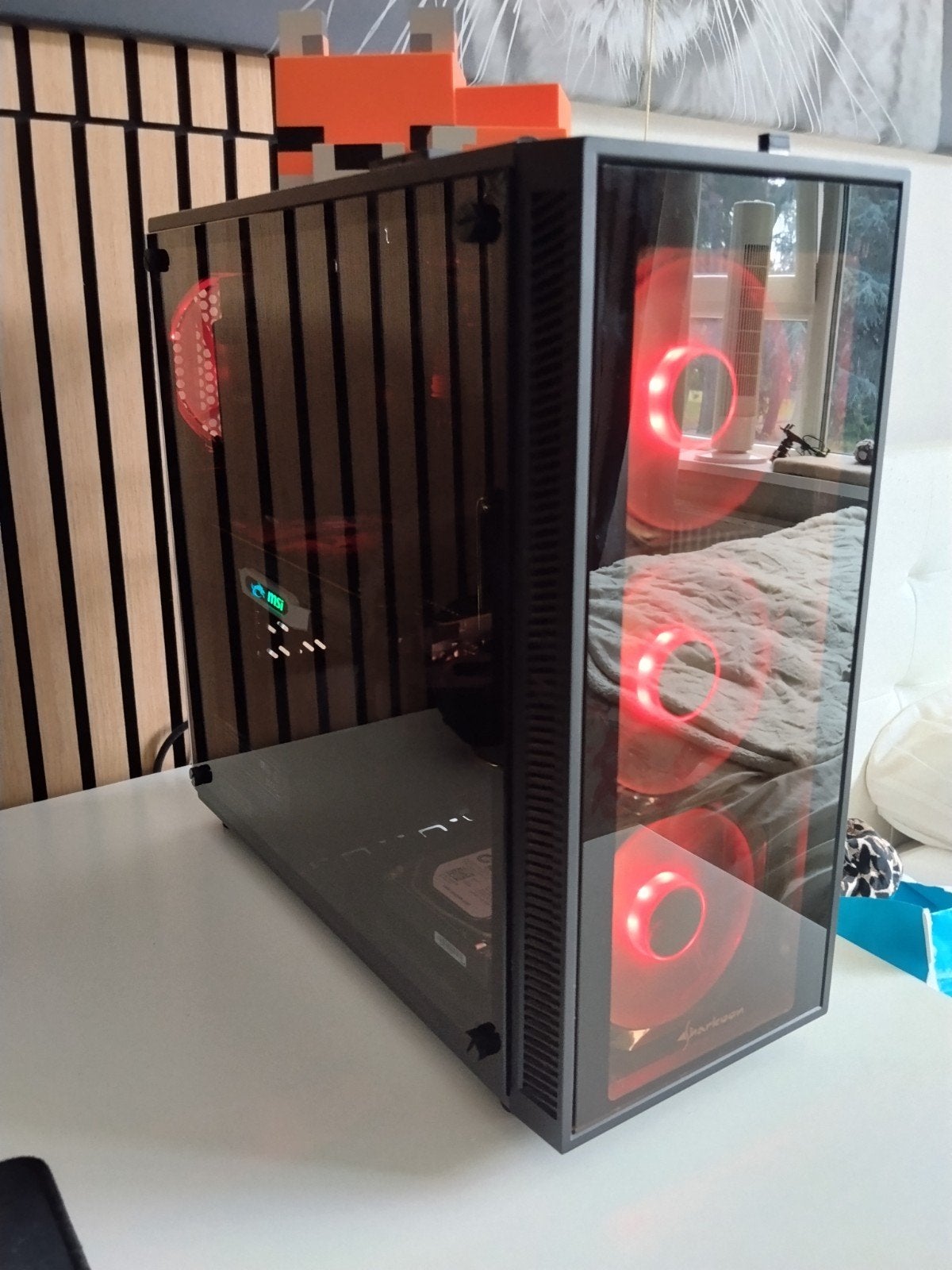 Gaming pc rtx 2070 i5 9600kf 16gb 2666mhz ram, Computers en Software, Computerbehuizingen, Ophalen, Zo goed als nieuw