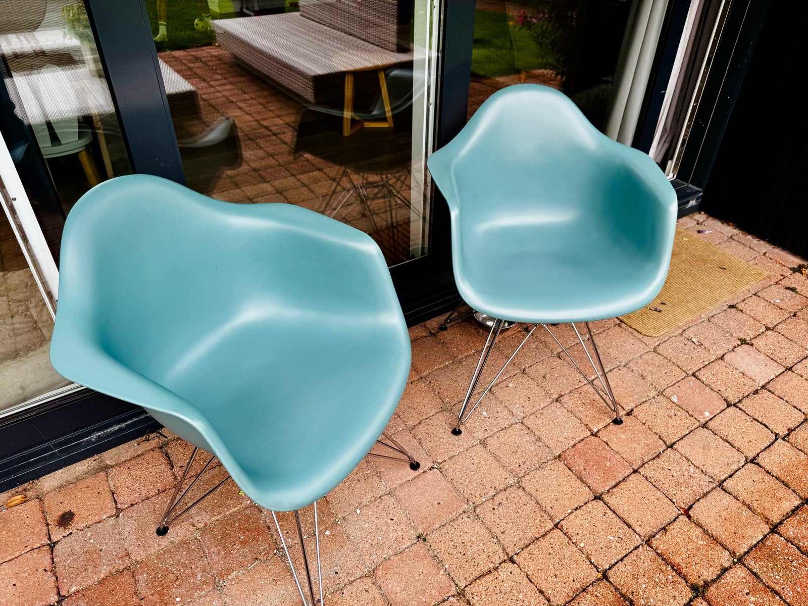 2x originele Vitra Eames DAR stoelen 2009 – zeer mooie staat, Huis en Inrichting, Stoelen, Ophalen, Kunststof, Gebruikt, Twee