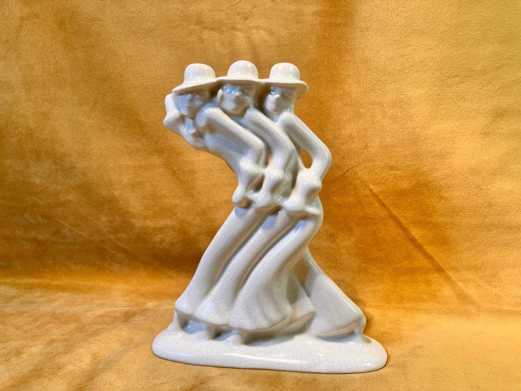 Eta Lempke Plazuid Plastiek Folies Bergère ca 1935, Verzenden