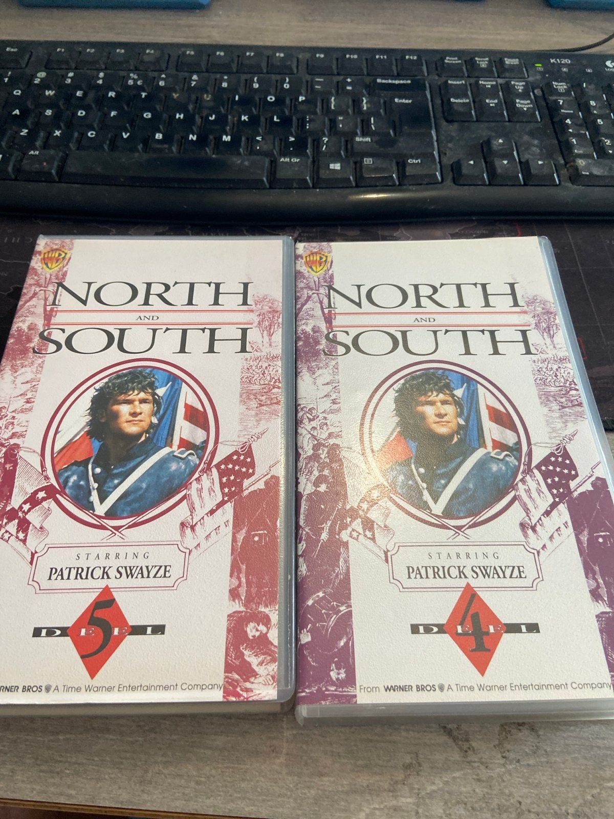 North and South VHS - Deel 4 en 5 (Patrick Swayze), Nederlands ondertiteld, Drama, Ophalen of Verzenden, Vanaf 12 jaar