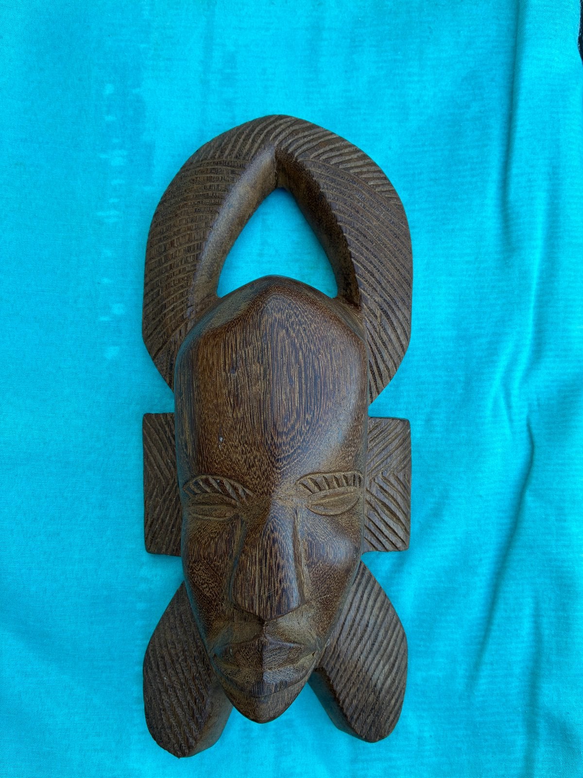 Houten decoratief masker - Handgesneden kunst, Hout, Bruin, Masker, Ophalen of Verzenden