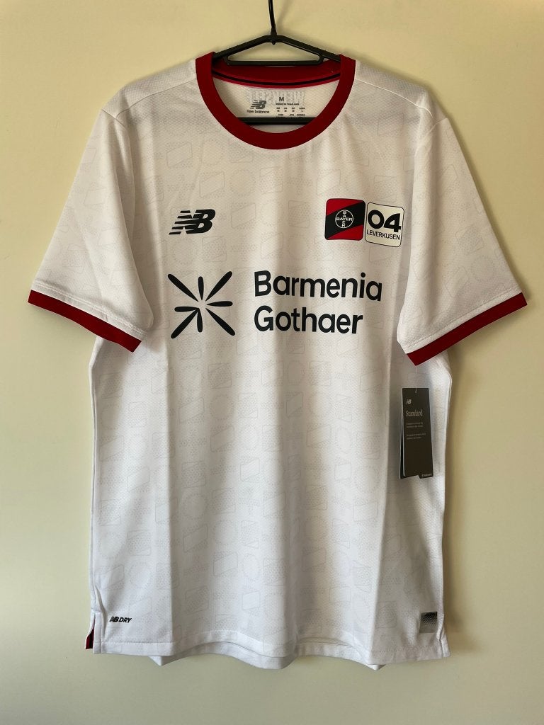 Bayer Leverkusen New Balance Voetbalshirt Nieuw Maat M 25/26, New Balance, Maat 48/50 (M), Wit, Nieuw