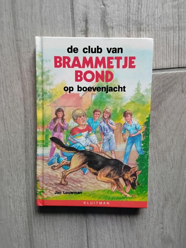 De Club van Brammetje Bond op Boevenjacht - Jan Louwman, Boeken, Ophalen of Verzenden, Gelezen, Jan Louwman