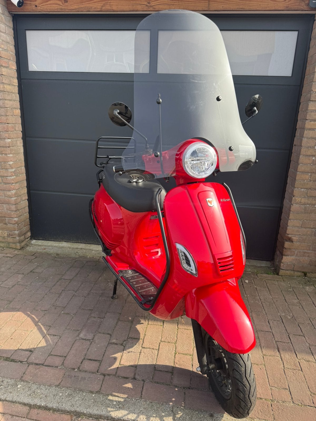 La souris E-sourini (electrisch) snor Bj 2022 (ZONDER ACCU), Ophalen, Zo goed als nieuw, Benzine, Overige merken