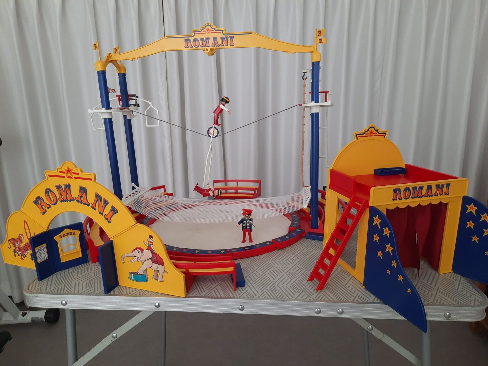 ZGAN Groot circus Romani van Playmobil - heel leuk!, Ophalen of Verzenden, Zo goed als nieuw, Complete set