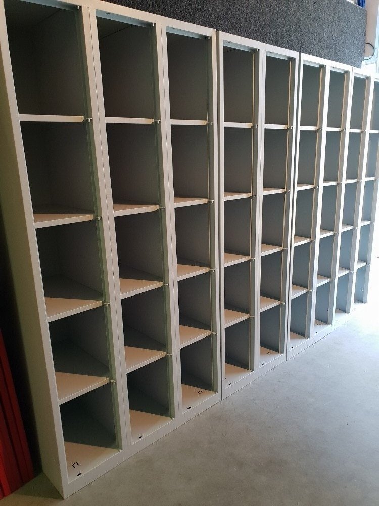 Metalen Vakkenkast 15-20 vaks (nieuw) koopje 2,50 per vak, Huis en Inrichting, Kasten | Overige, Ophalen, Nieuw