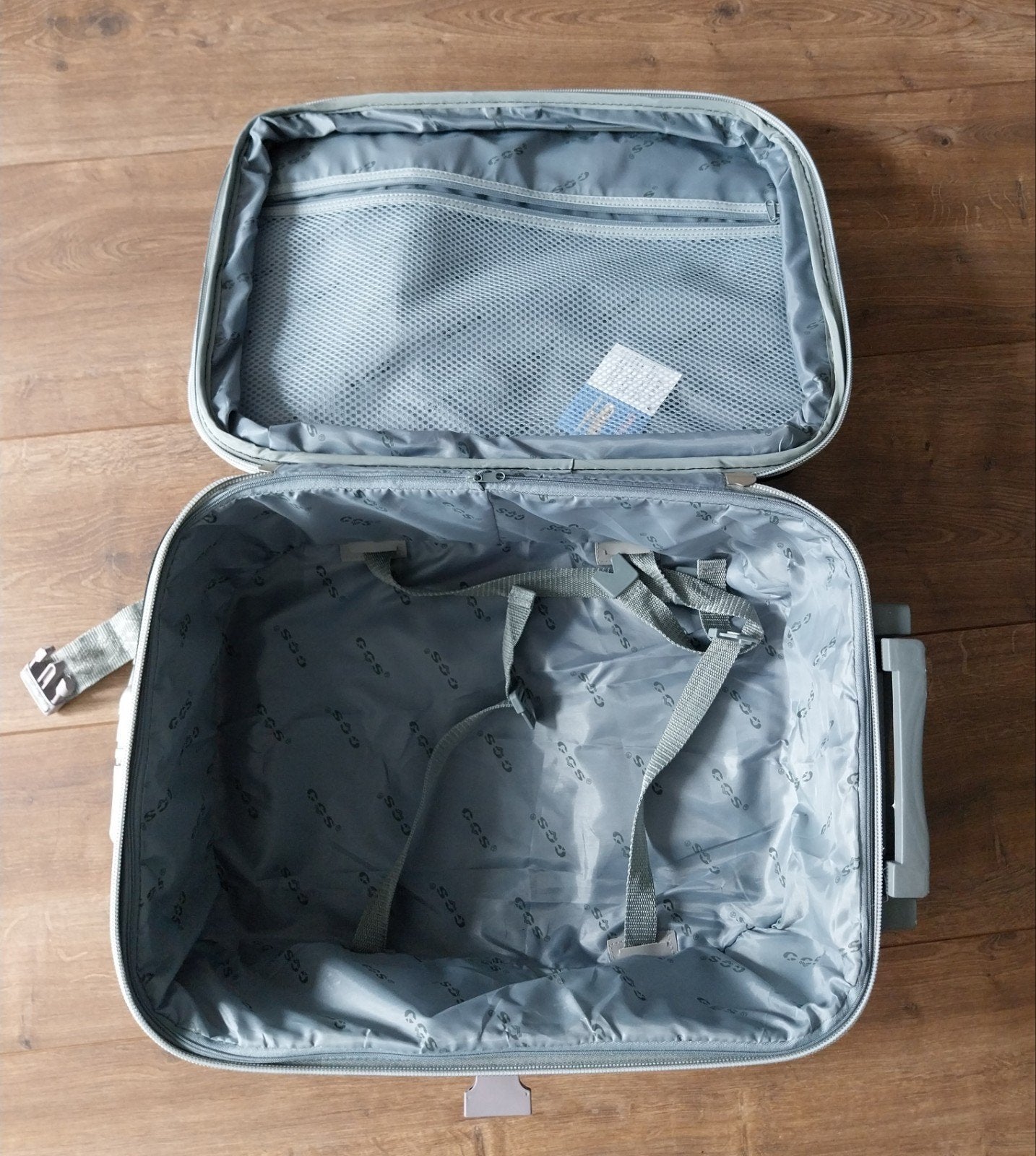 Handige reiskoffer met wieltjes en slot, Sieraden, Tassen en Uiterlijk, Overige materialen, Gebruikt, 50 tot 60 cm, Ophalen of Verzenden