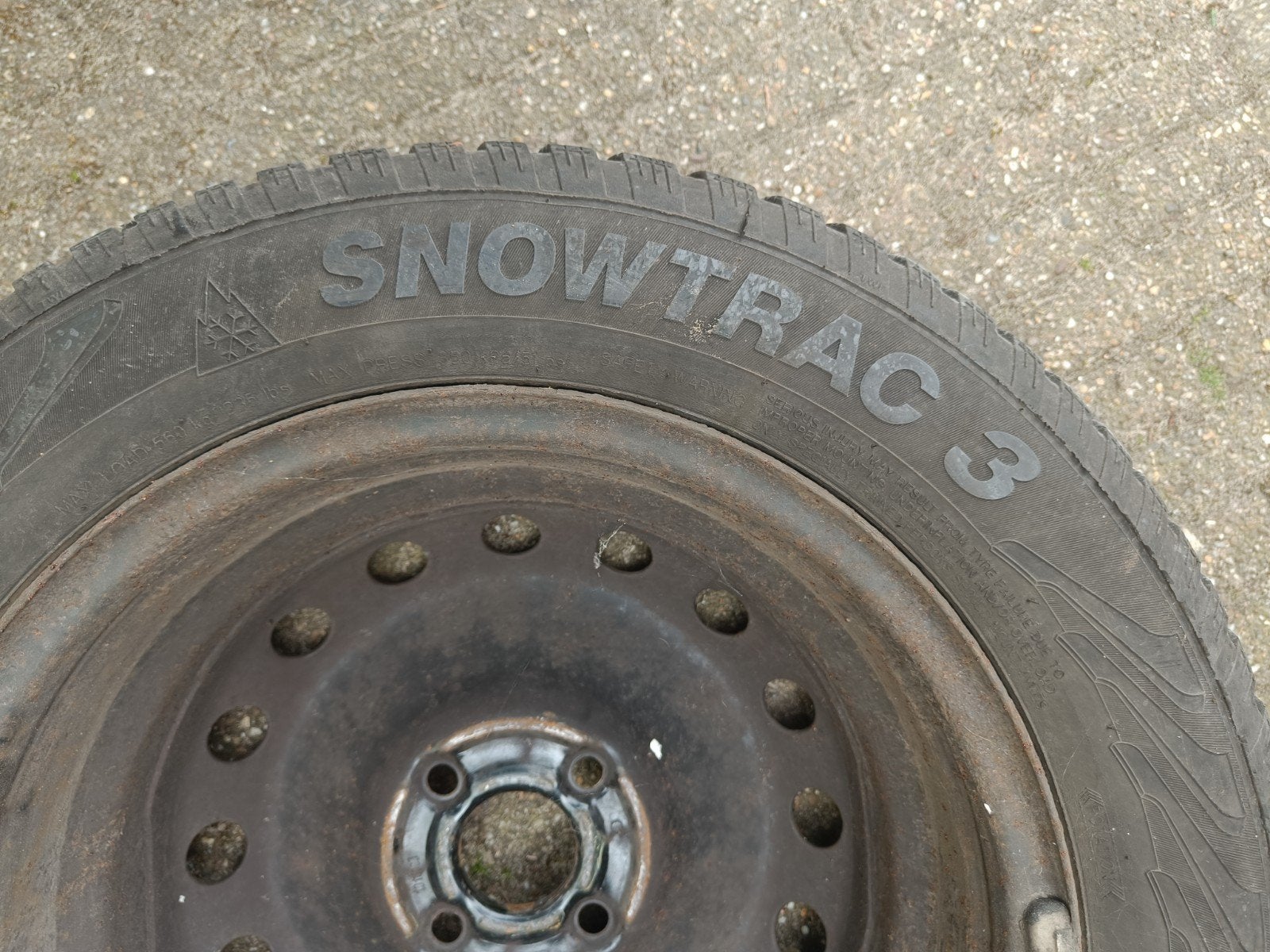 Vredestein Snowtrac 3 Winterbanden met Velgen 185/65 R15, Ophalen of Verzenden, Gebruikt