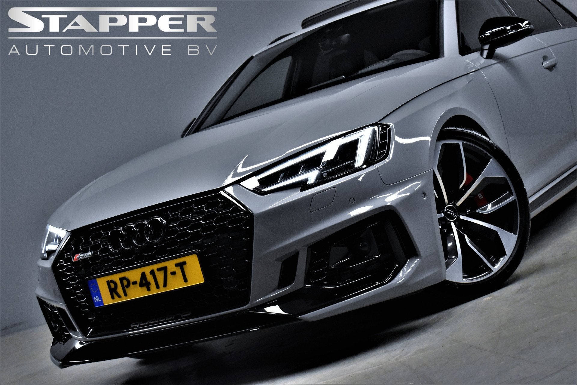 Audi A4 Avant RS4 2.9 TFSI 451pk Quattro OrgNL Milltek/Pano/, Automaat, Gebruikt, 451 pk, A4