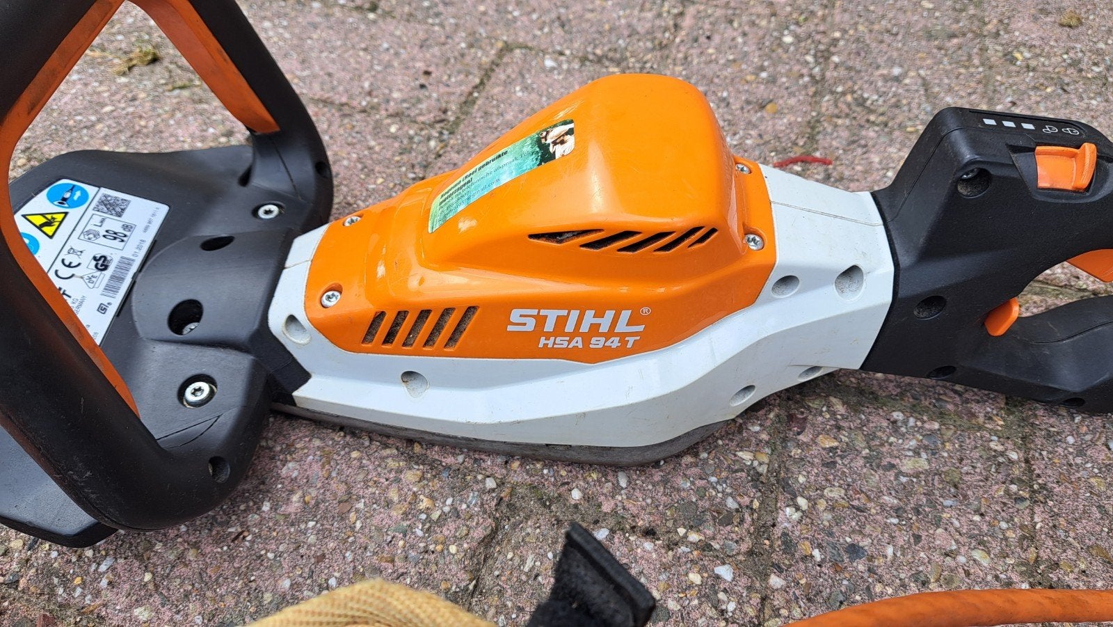 Stihl HSA 94R en 94T met AR 3000 accu en lader, Ophalen, Stihl, Gebruikt, Accu
