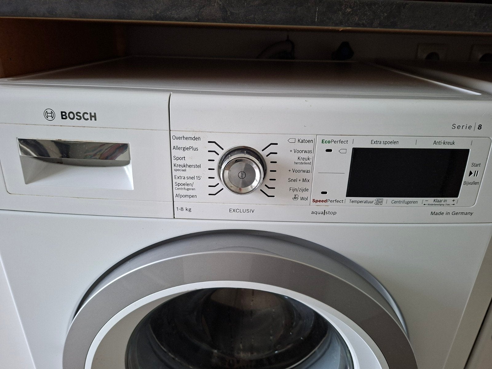 Foto 4 van Miele W960 Meteor V9660 Wasmachine - Voorlader en Bosch Wasm