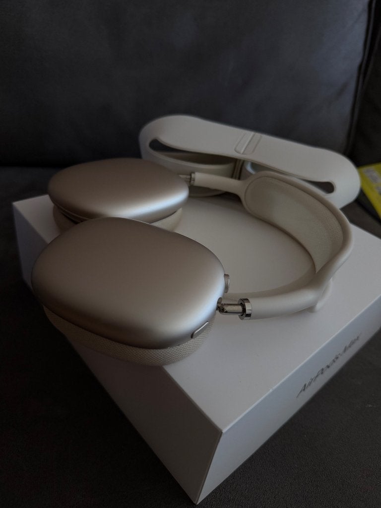 Airpods max Starlight 2026