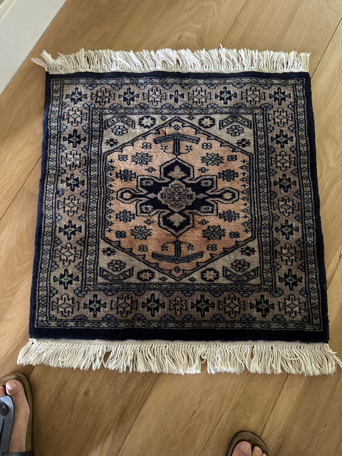 Kleine Perzische tapijt voor tafel of dressoir, Ophalen, Minder dan 50 cm, Gebruikt, Bruin
