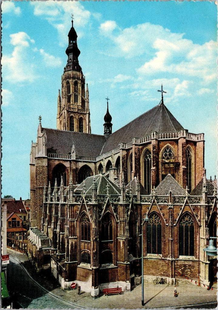 Breda - Grote Kerk (2x), Verzenden, 1960 tot 1980, Gelopen, Noord-Brabant