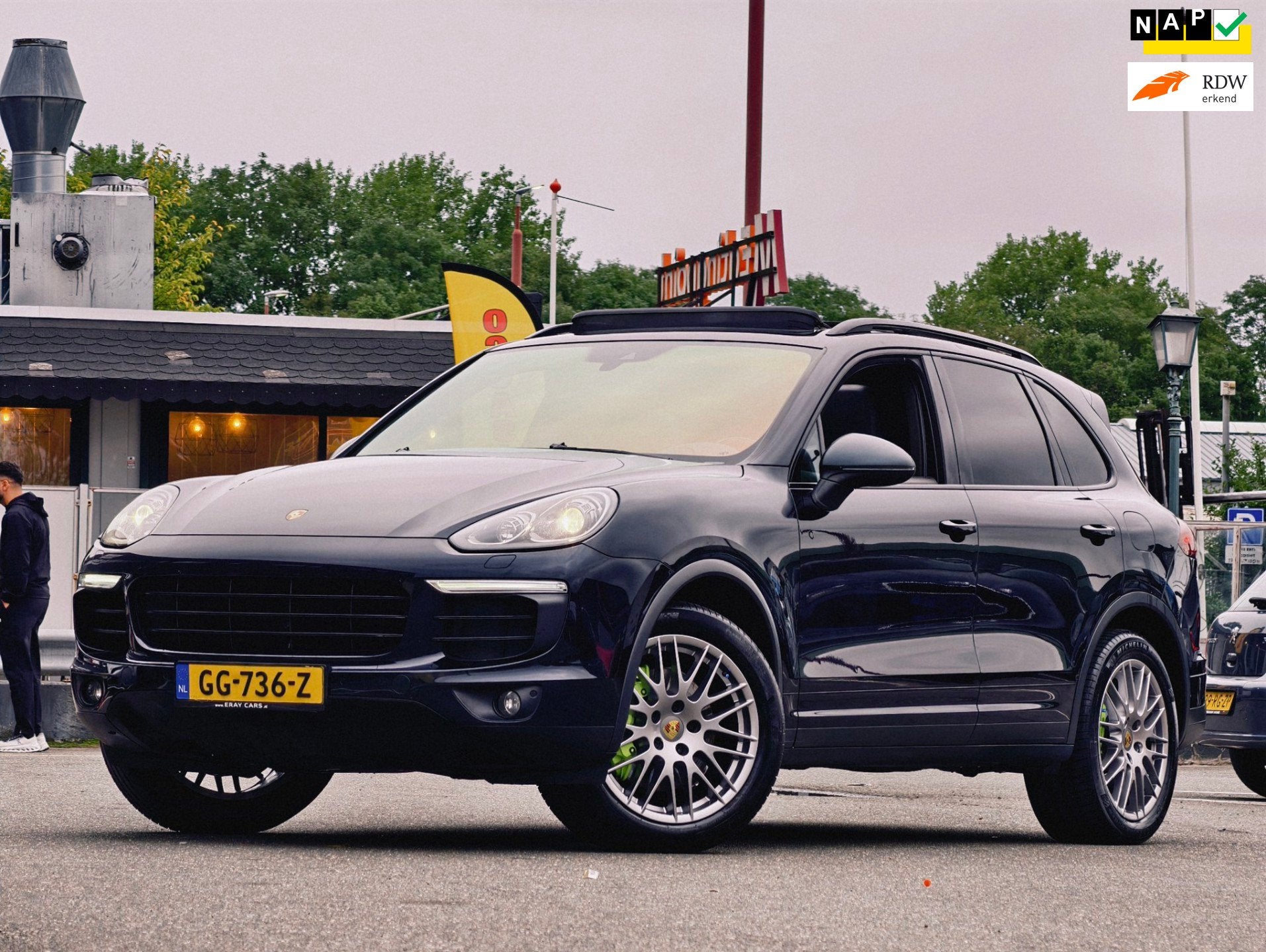Porsche Cayenne 3.0 S E-Hybrid / NAP / PANO / LEER / EXPORT, Auto's, Automaat, Cayenne, Gebruikt, 2995 cc