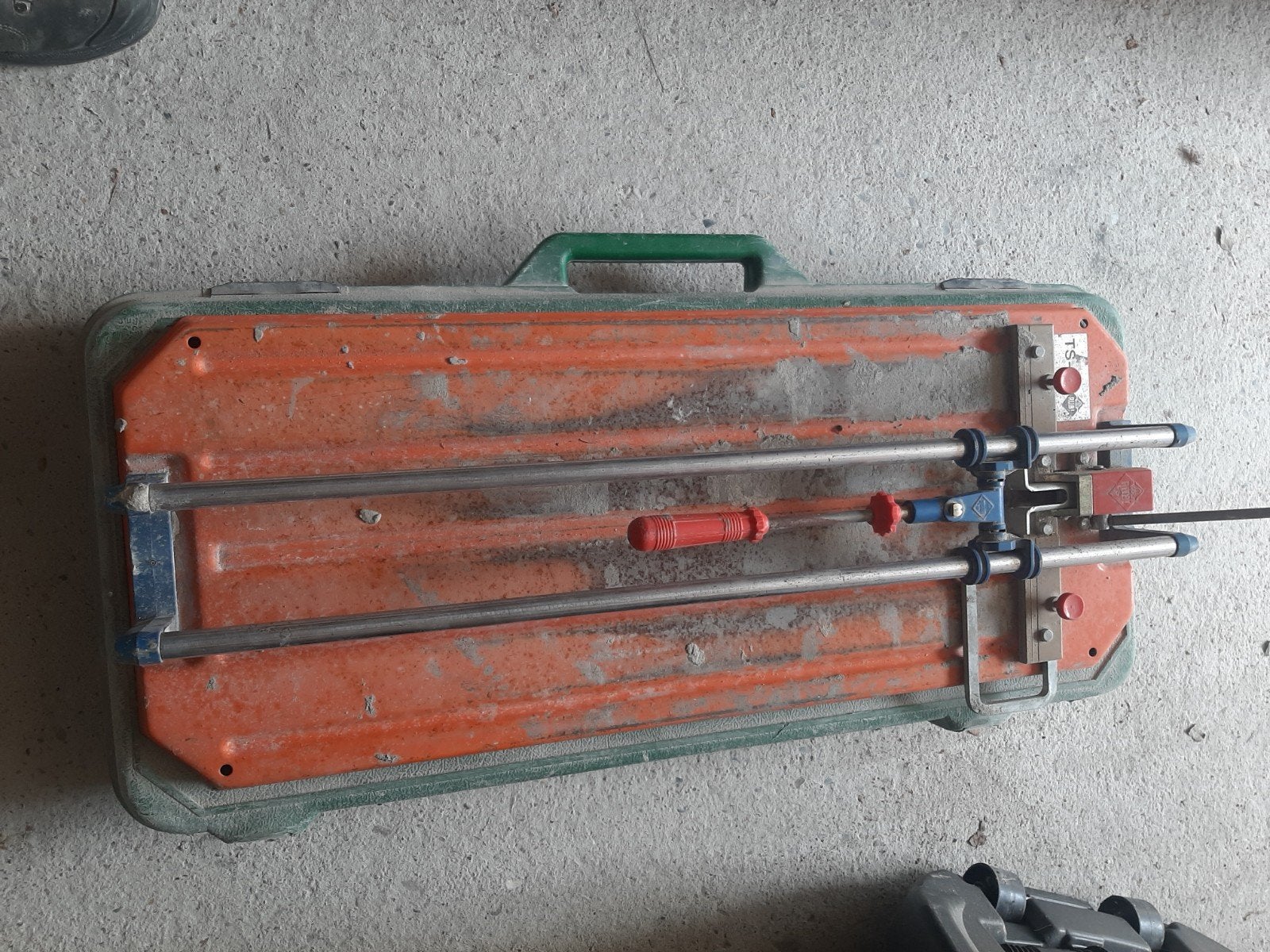 2 stuks Rubi TS-60 Tegelsnijder met Koffer, Doe-het-zelf en Verbouw, Gereedschap | Handgereedschap, Ophalen, Gebruikt
