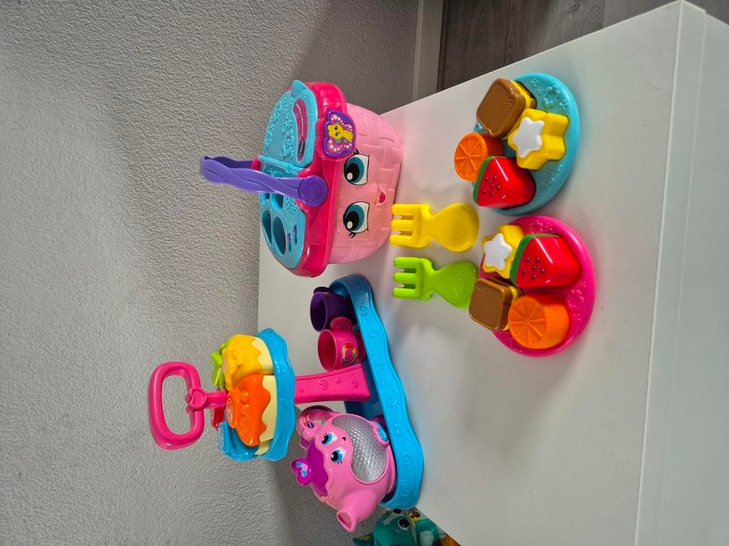 Vtech vormenpret picknickmand en vtech theeset, Ophalen of Verzenden, Gebruikt