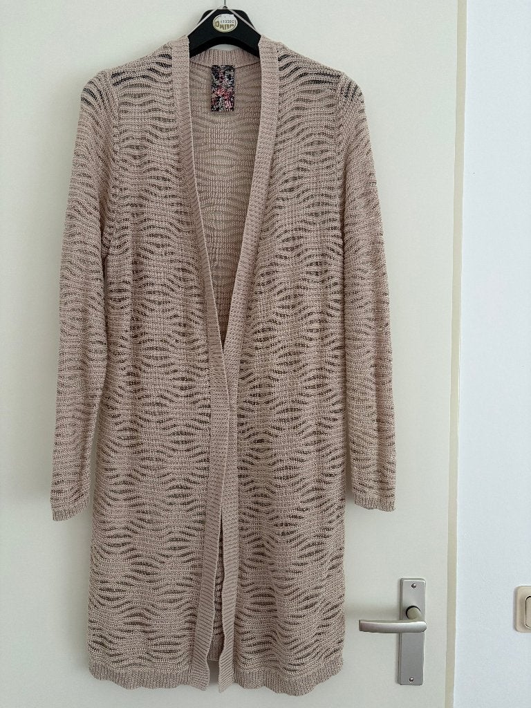 te koop:Lang comfortabel vest met gehaakt patroon, Ophalen of Verzenden, Zo goed als nieuw, Maat 38/40 (M), Beige