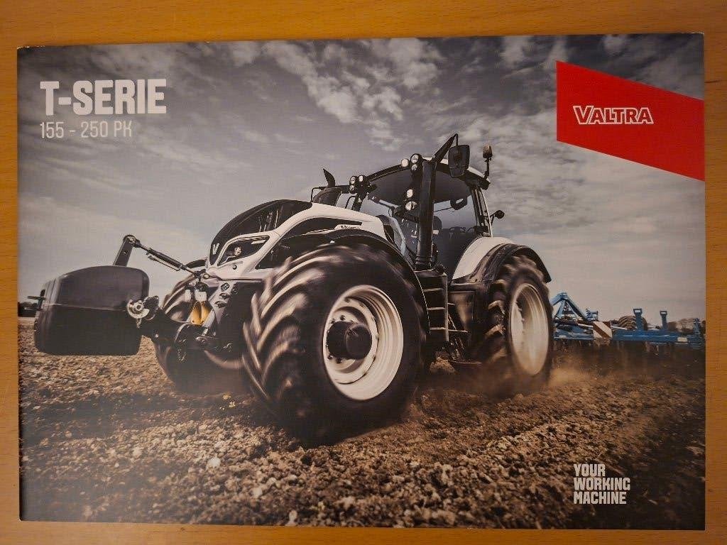 Folder Valtra T serie 155 tot 250 PK Nederlandstalig, Ophalen of Verzenden, Gelezen, Tractor en Landbouw