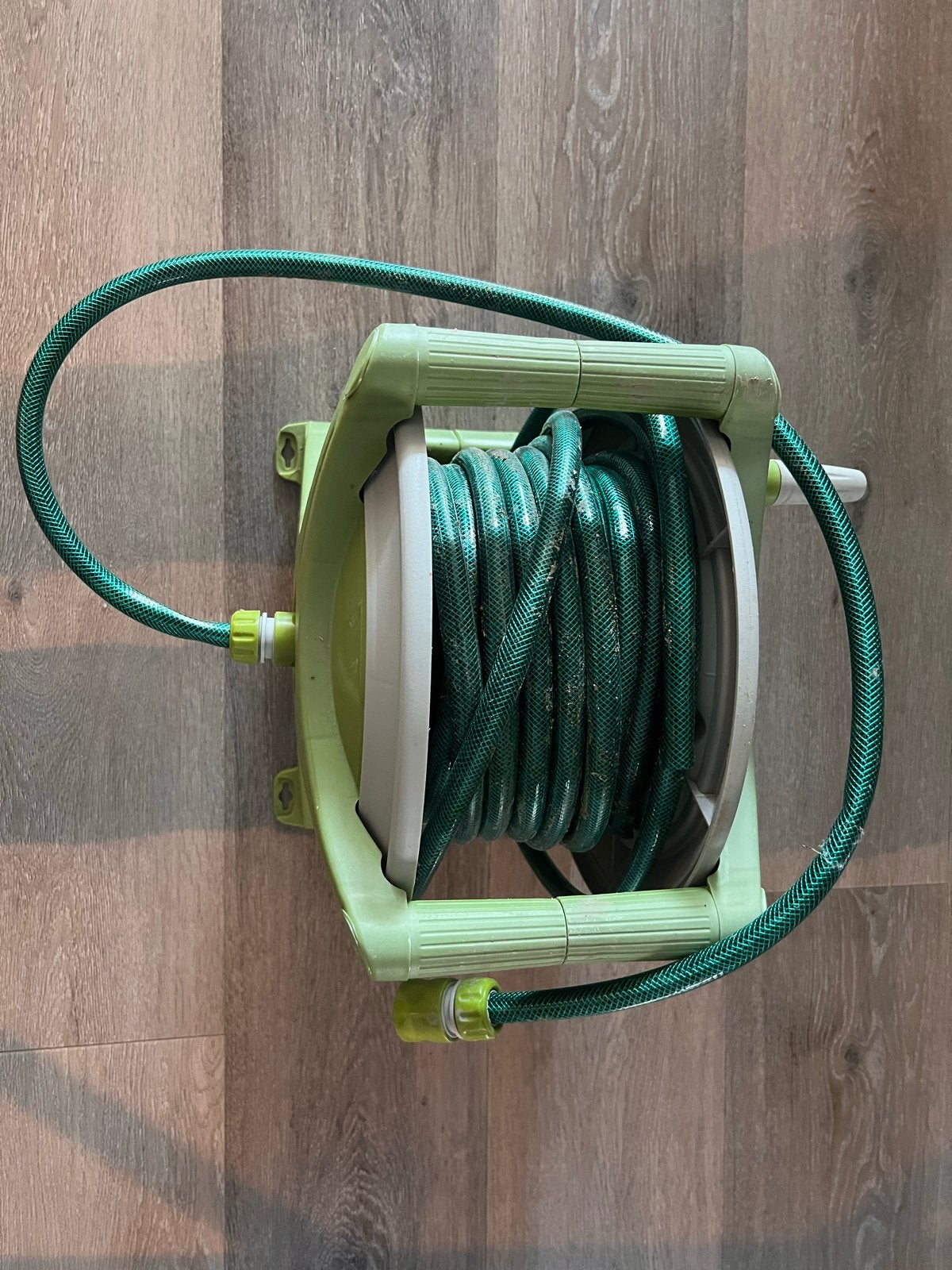 Kwalitatieve groene tuinslanghaspel, in goede staat, Ophalen, Zo goed als nieuw, Tuinslanghaspel