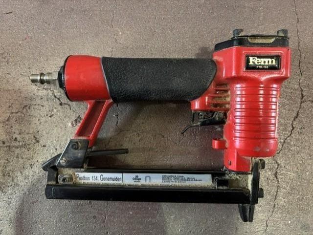 Nietmachine perslucht merk Ferm, Doe-het-zelf en Verbouw, Gereedschap | Handgereedschap, Ophalen, Gebruikt