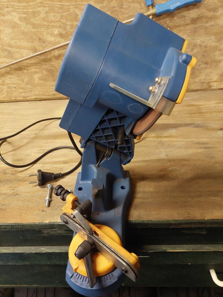 Einhell kettingslijper, Ophalen