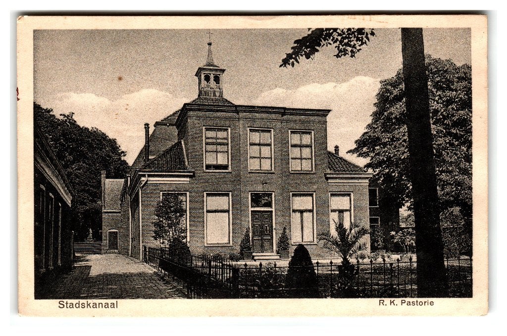 Stadskanaal, R.K.Pastorie, Verzamelen, Verzenden, 1920 tot 1940, Ongelopen, Groningen