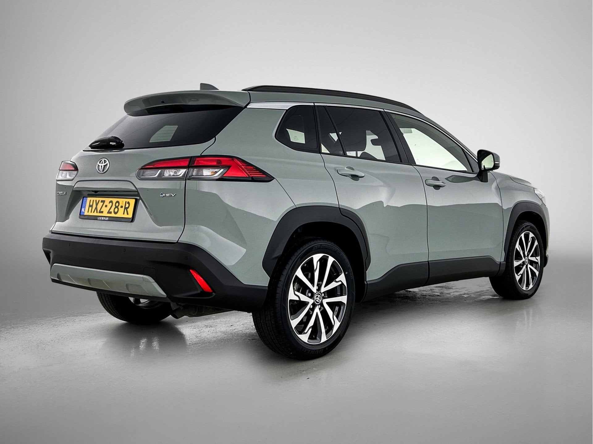 Toyota Corolla Cross Hybrid 140 Style (bj 2025, automaat), Auto's, Toyota, 12 maanden, Stof, Gebruikt, 4 cilinders