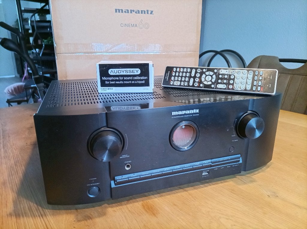 Marantz SR5006 AV Surround Receiver met Audyssey microfoon