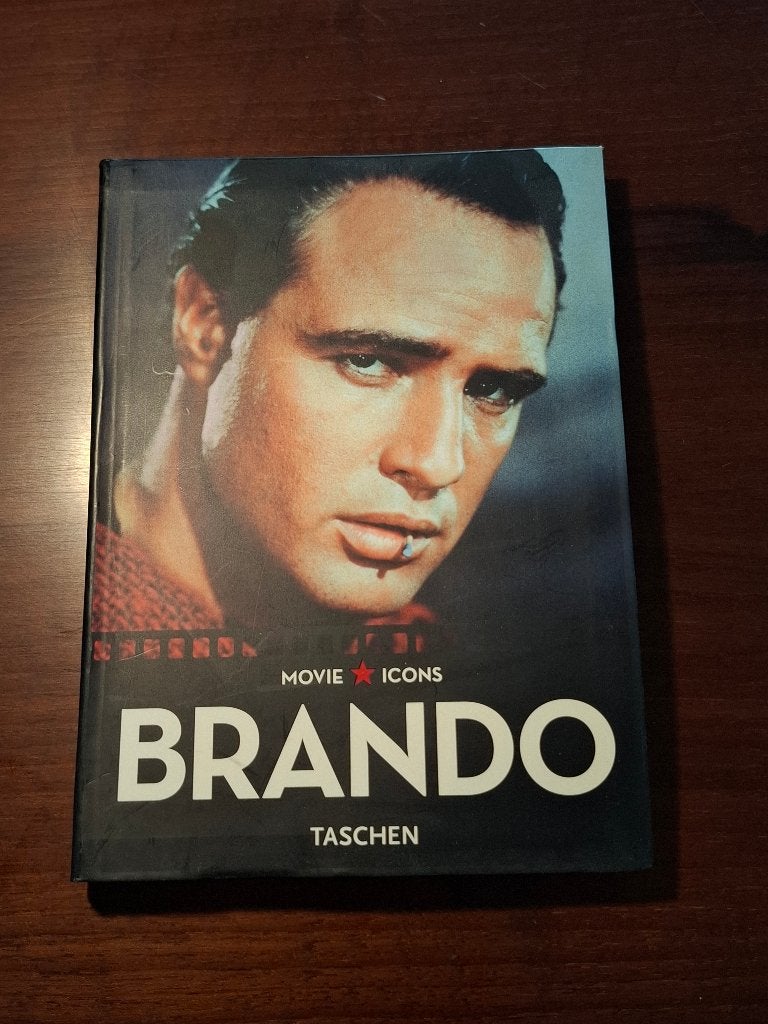 Filmboek - Marlon Brando (Movie Icons, Taschen), Boeken, Gelezen, Personen, F. X. Feeney, Ophalen of Verzenden