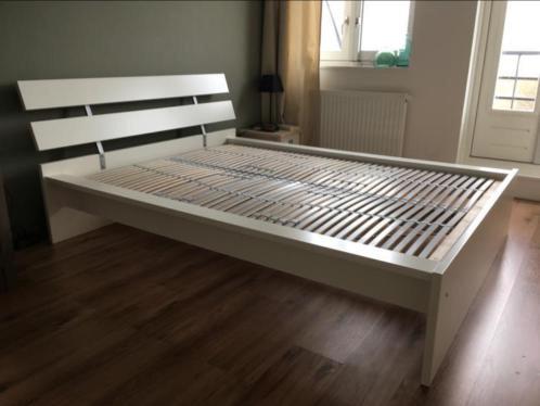 Ikea bed hopen 140 x 200 wit (vanaf medio mei), Huis en Inrichting, Slaapkamer | Bedden, Ophalen, Gebruikt, Wit, Tweepersoons