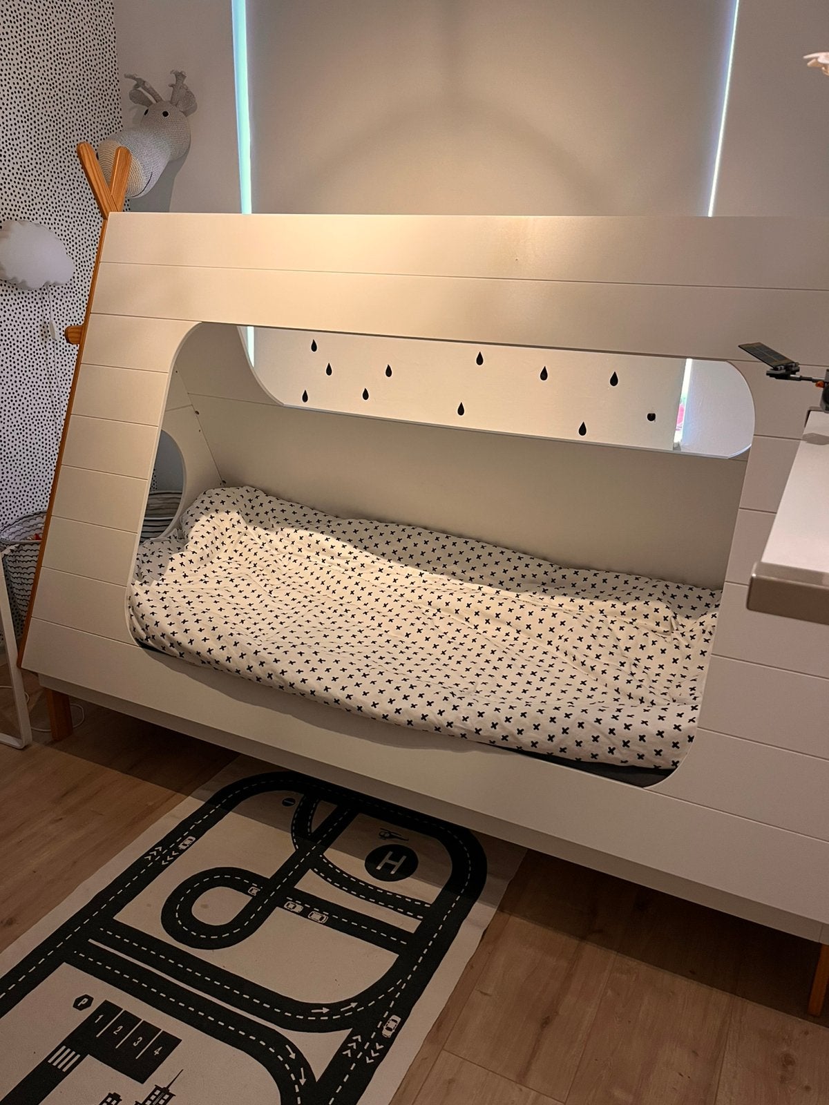 Woood Tipi Bed, Kinderen en Baby's, Kinderkamer | Bedden, Gebruikt, 180 cm of meer, 85 tot 100 cm, Lattenbodem, Ophalen