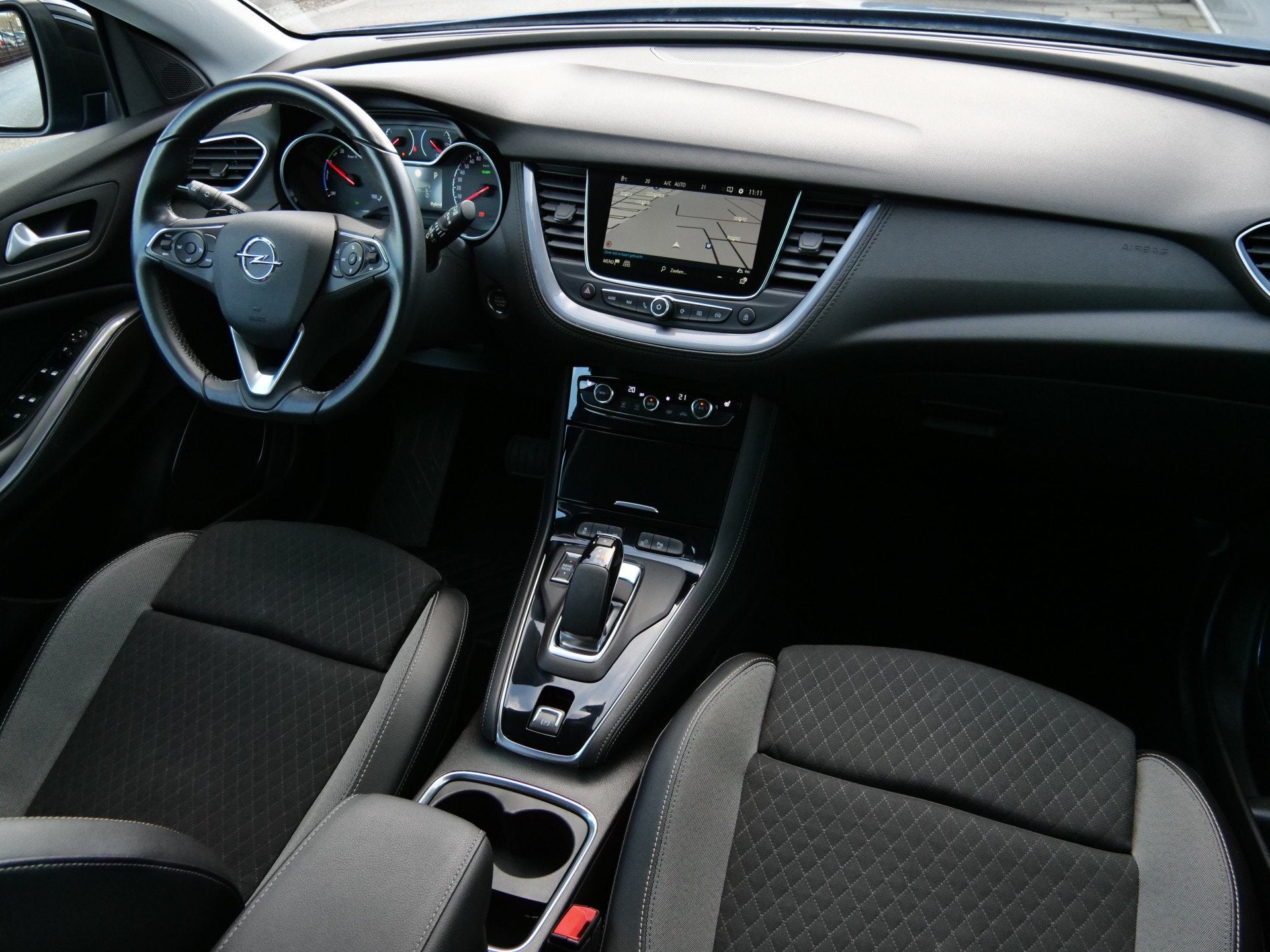 Opel Grandland X 1.6 Turbo Hybrid4 Ultimate 300 Pk Automaat, Auto's, Opel, Automaat, Automatische klimaatregeling, 77 km/l, 1250 kg