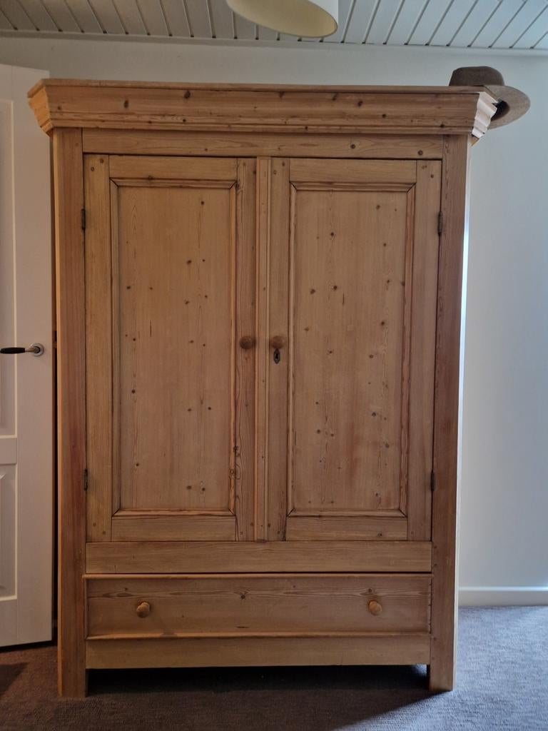 Grenen kast, Kinderen en Baby's, Kinderkamer | Commodes en Kasten, Gebruikt, Kast, 50 tot 70 cm, 105 cm of meer